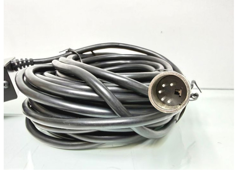 4CH Strobe Controller 5 Pin XLR Male Connector, 10 Meter Cable Length 4CH Strobe Controller 5 Pin XLR Male Connector, 10 Meter Cable Length