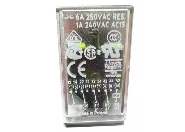 ABB CR-M4SS Relay With Socket 7a 250vac