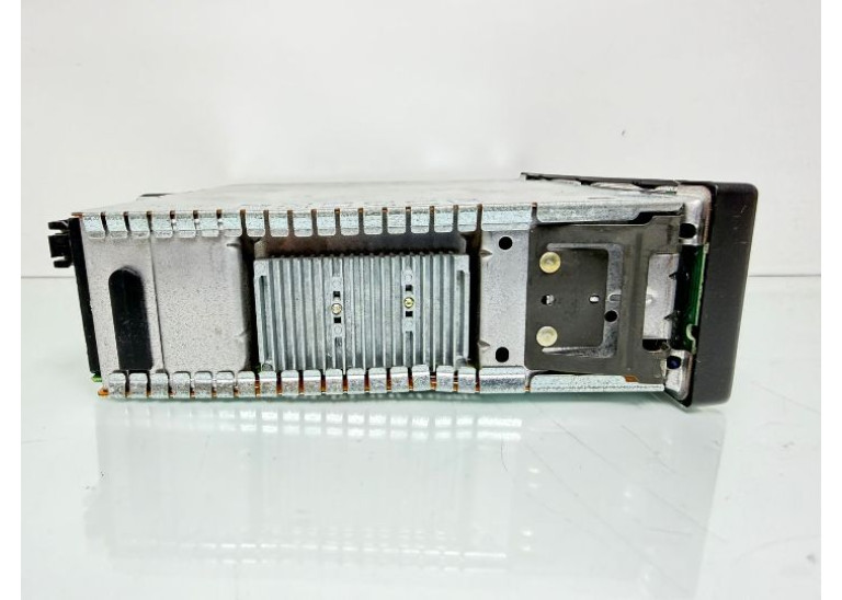 FORD F42F-18C815-AA OEM FORD AM/FM/CD PLAYER
