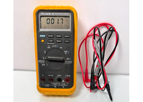 Fluke 87 True RMS Digital Multimeter W/ LEADS w/ Probe