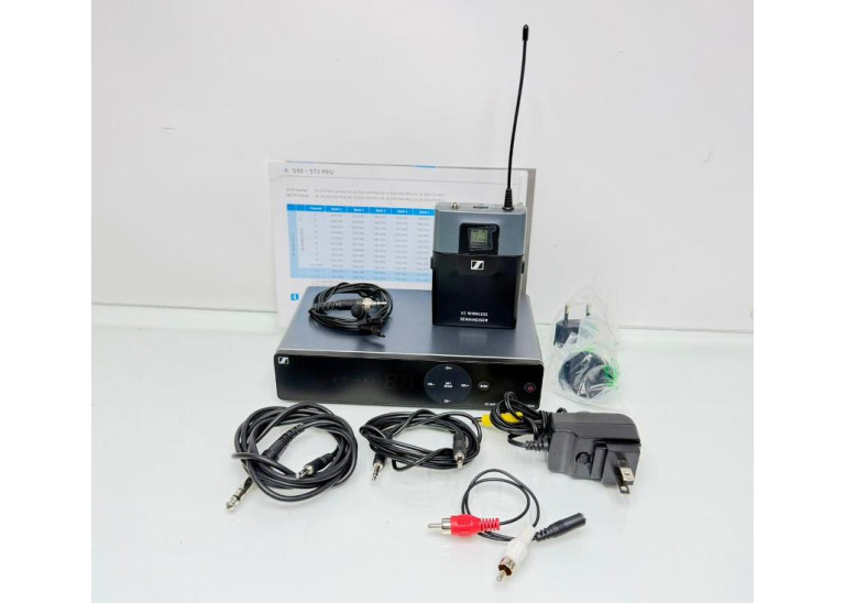 Sennheiser EM-XSW 1 Wireless Receiver With SK-XSW Bodypack Transmitter Sennheiser EM-XSW 1 Wireless Receiver With SK-XSW Bodypack Transmitter