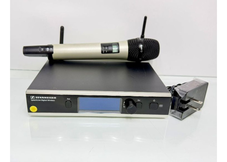 Sennheiser SL Rack Receiver DW, Microphone SL Handheld DW Wireless Transmitter