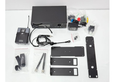 Sennheiser XS Wireless 2 Headset Mic Transmitter Receiver Kit XSW 2-ME3-A
