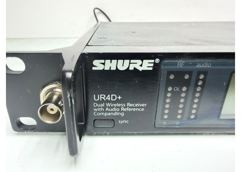 Shure UR4D+ Dual-Channel Wireless Receiver - G1 Band: 470-530 MHz