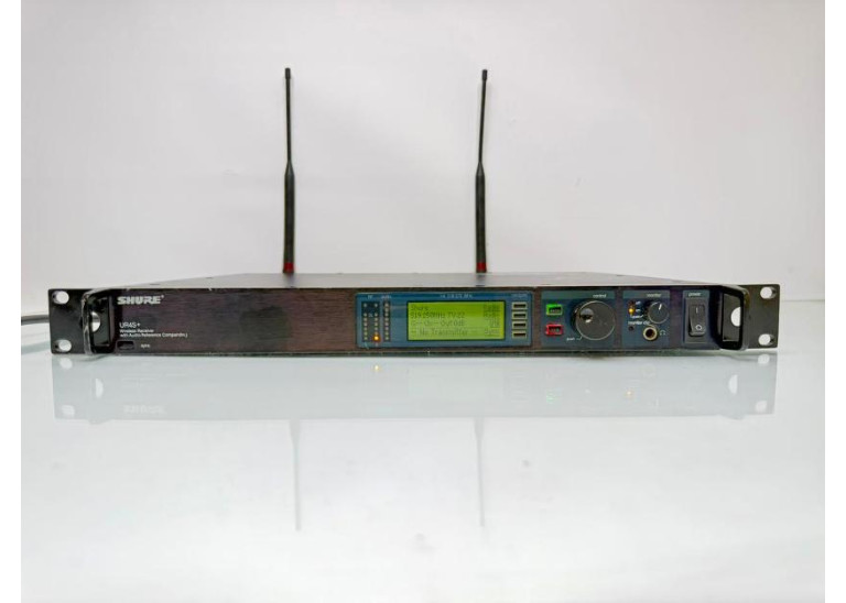 Shure UR4S+ Wireless Receiver  with Audio Reference Companding H1 518-578 MHz
