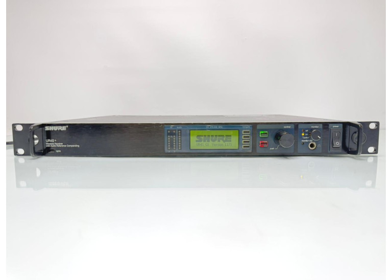 Shure UR4S+ Shure UR4S+ Wireless Receiver with Audio Reference Companding G1 470-530MHz 