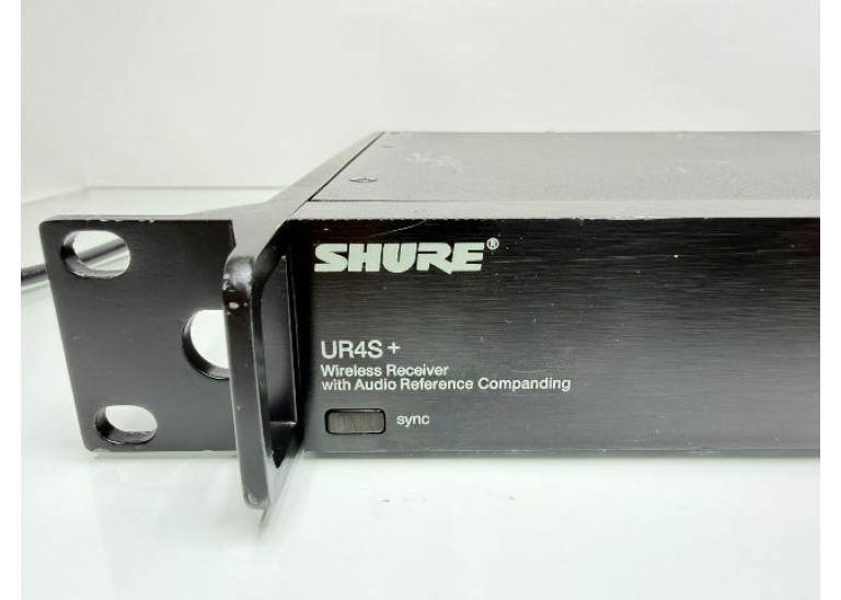 Shure UR4S+ Shure UR4S+ Wireless Receiver with Audio Reference Companding G1 470-530MHz 