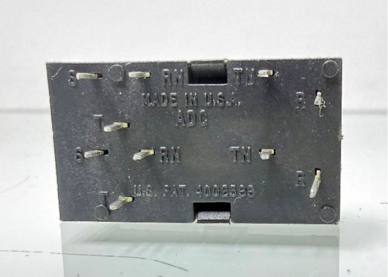 Studer A900 A963 A970 A903 Jack bush 2x3-Pole D=4.4mm Bantam 54.24.0105