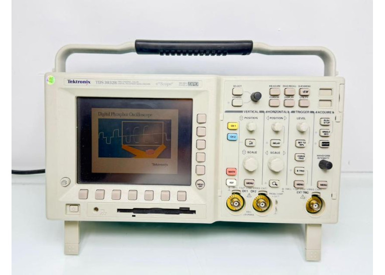 Tektronix TDS3032B Digital Phosphor Oscilloscope 300MHz 2CH 2.5GS/s