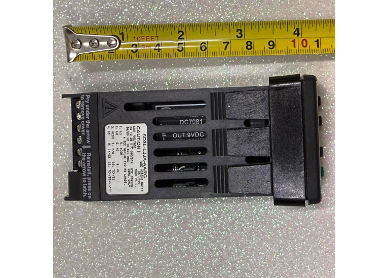 Watlow SD3L-LJJA-AARG 24 VDC, 1/32 DIN, Limit SD Limit Controller